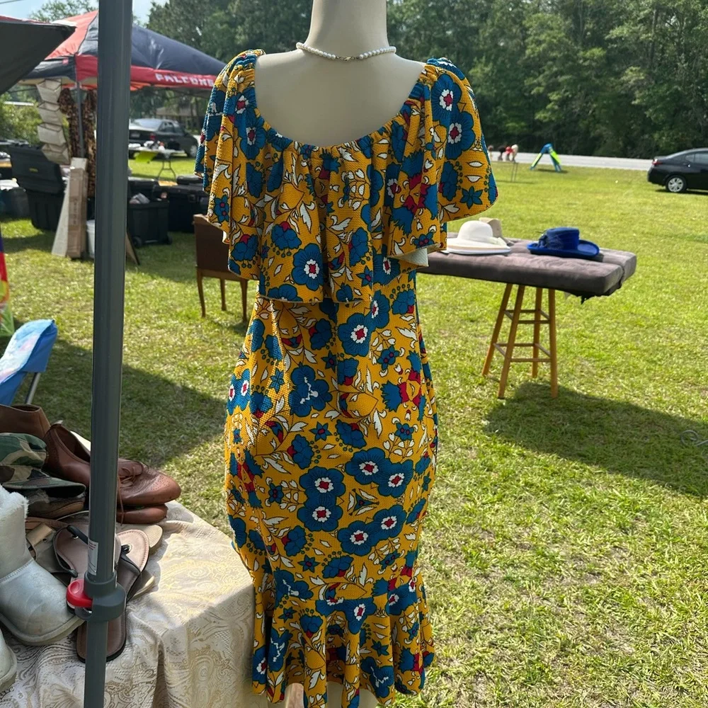 Large - Picture 2 of 2